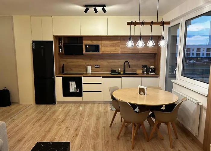 New 2 Bedroom By The Airport - Free Parking Apartmán Bratislava